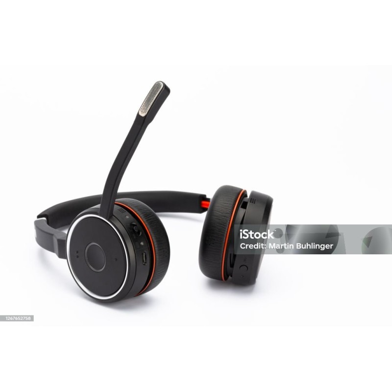 Casque sans fil avec réduction de bruit, adapté aux professionnels en déplacement.